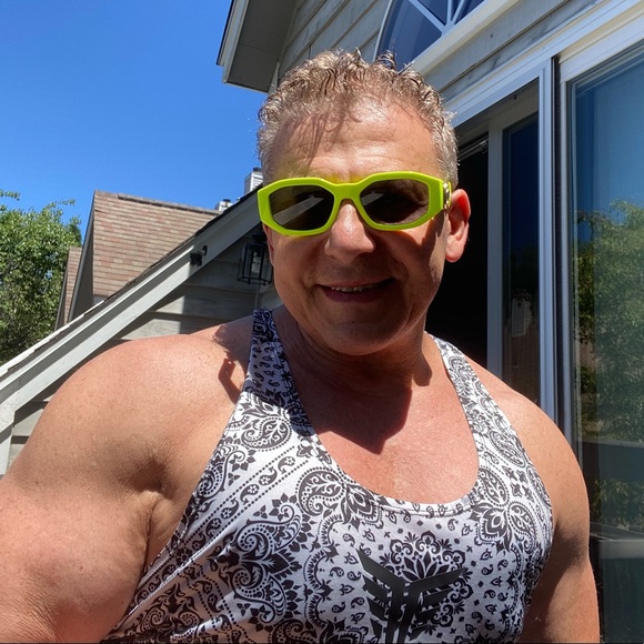 Hi, I am Paul - Picture 2 of 4